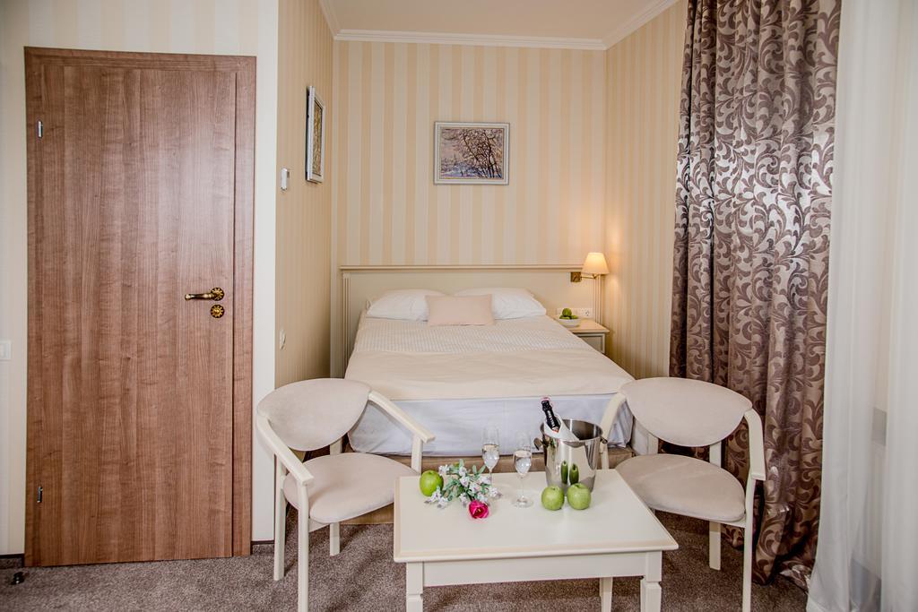 Pletnevskiy Inn Kharkov Ngoại thất bức ảnh