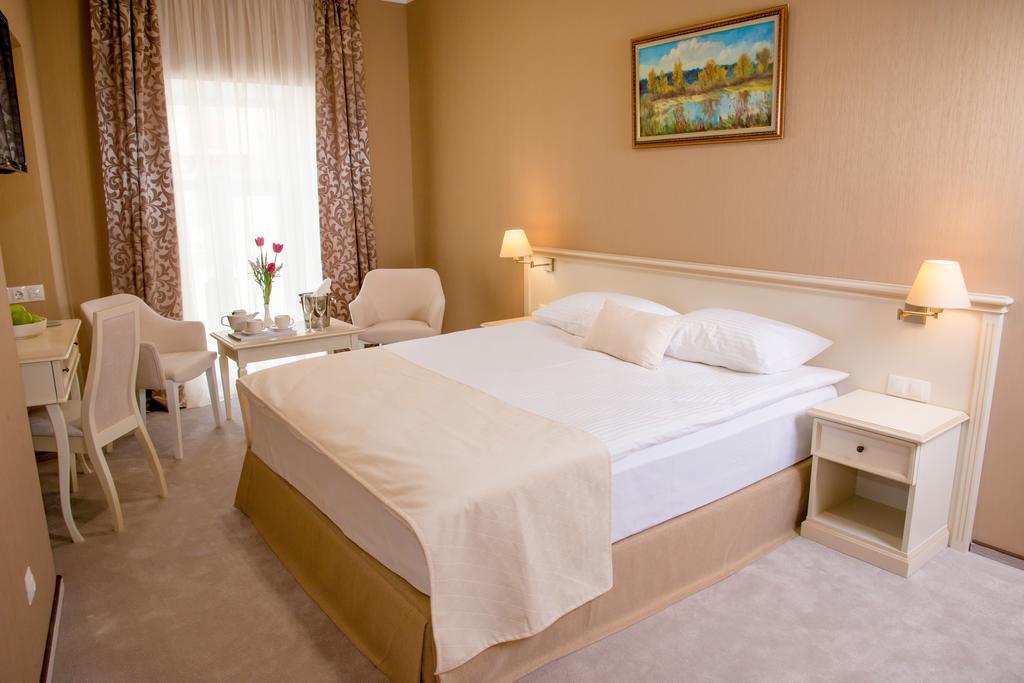 Pletnevskiy Inn Kharkov Ngoại thất bức ảnh