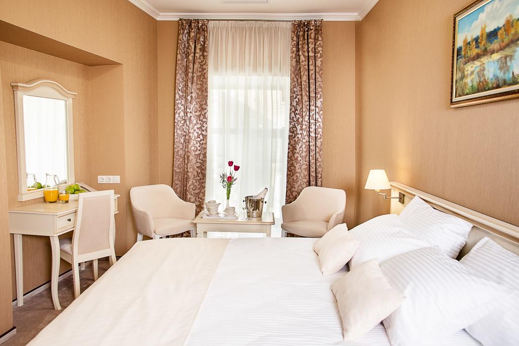 Pletnevskiy Inn Kharkov Ngoại thất bức ảnh