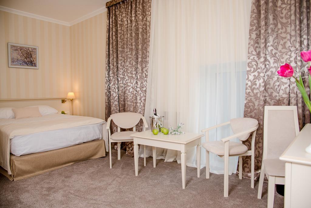 Pletnevskiy Inn Kharkov Ngoại thất bức ảnh